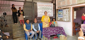 श्री चन्द्रभानु ज्योति माध्यमिक बिद्यालयमा ओम साई पाथिभरा अस्पतालका Senior Consultant Obstetrician and Gynaecologist श्री जय कुमार ठाकुर ज्यु वाट निशुल्क स्वास्थ्य